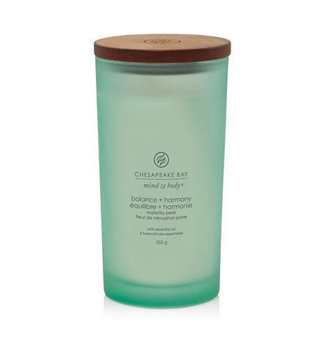 Chesapeake Bay Balance + Harmony Waterlily Pear vonná svíčka 355 g