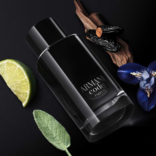 Armani Code Parfum Homme Rechargeable 50 ml – Parfum Boisé Aromatique Intense et Élégant