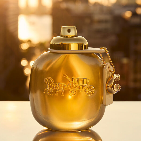 Coach Gold Parfum 90 ml Femme – Élégance Dorée et Féminité Addictive
