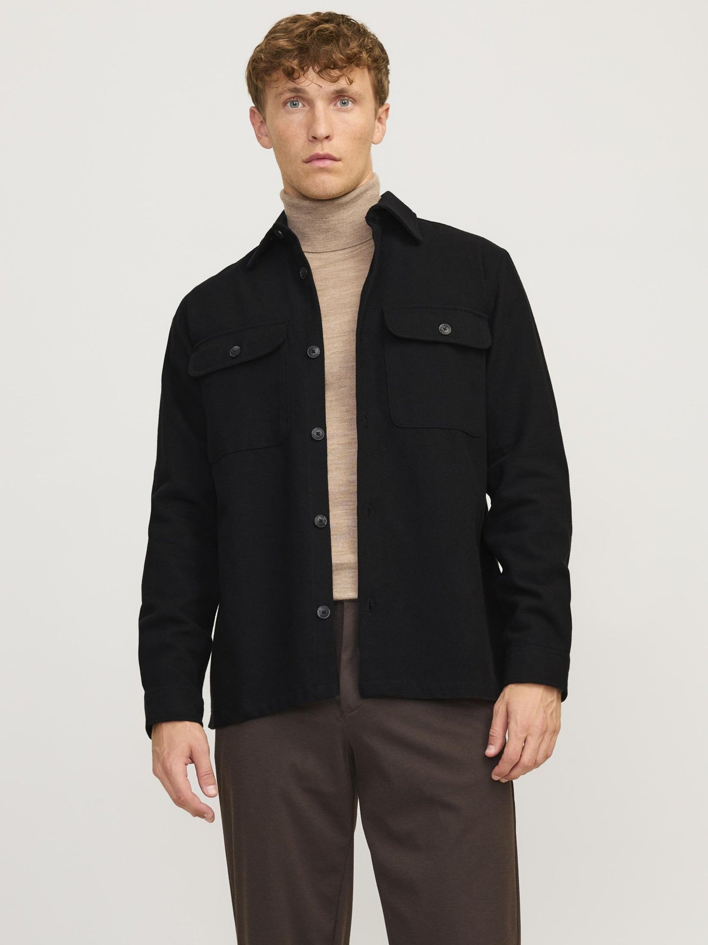 JACK & JONES Jprraymond Surchemise unie à manches longues SN, noire. Coupe décontractée, taille M homme