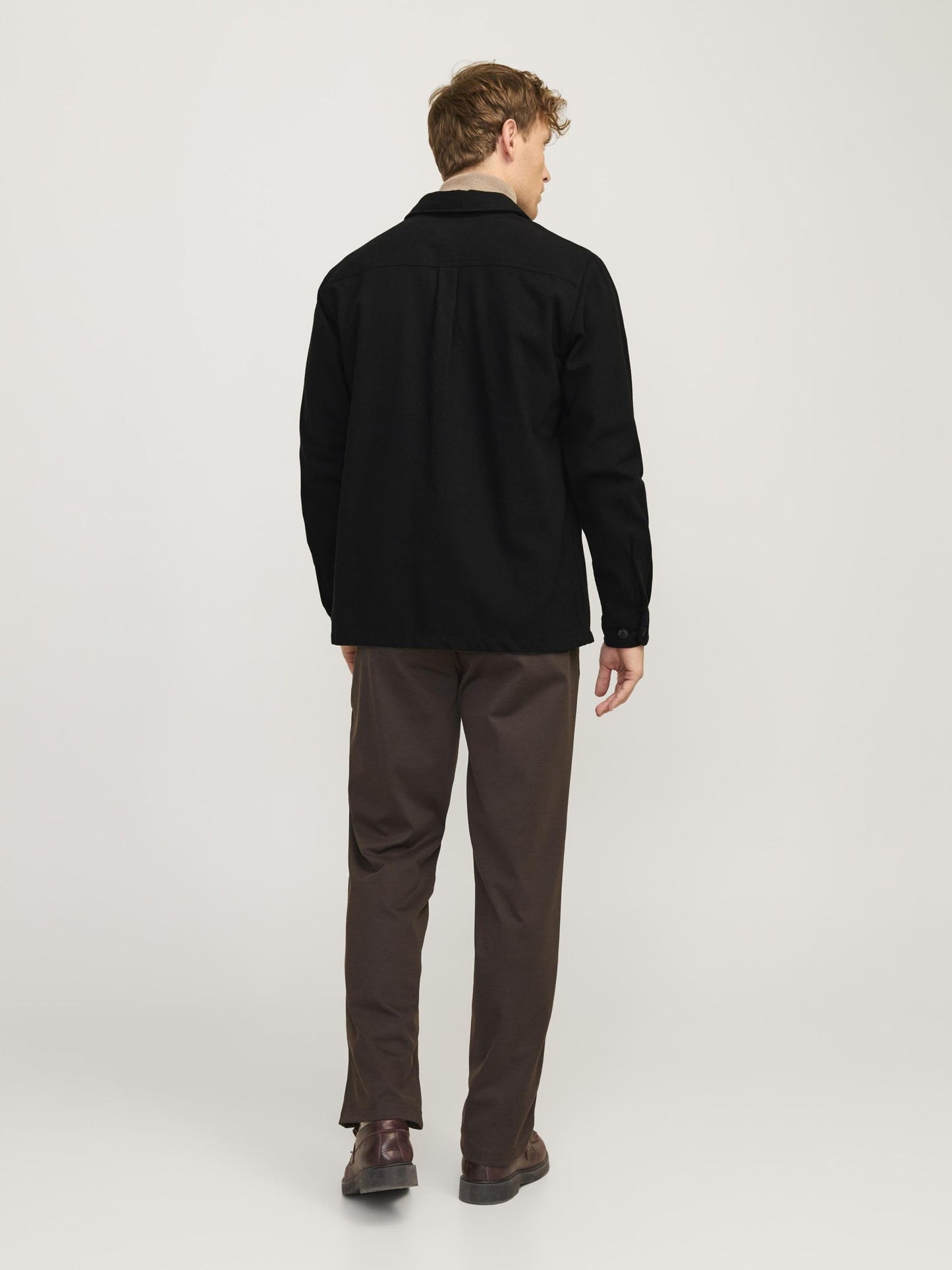 JACK & JONES Jprraymond Surchemise unie à manches longues SN, noire. Coupe décontractée, taille M homme