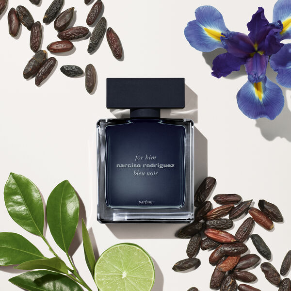 Narciso Rodriguez For Him Bleu Noir Parfum Homme 50 ml – Parfum Boisé Épicé Élégant et Intense