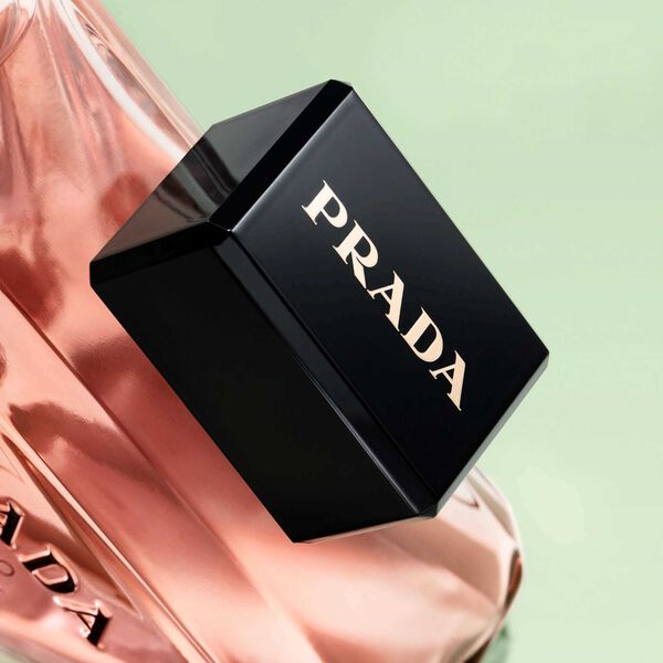 Prada Paradoxe Eau de Parfum Femme 90 ml : Le Parfum Floral Ambré Iconique de Prada